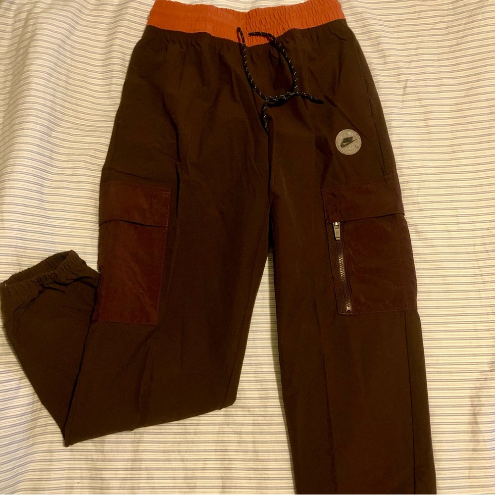 Dark Maroon Nike Joggers Women’s Size XS NWT!!